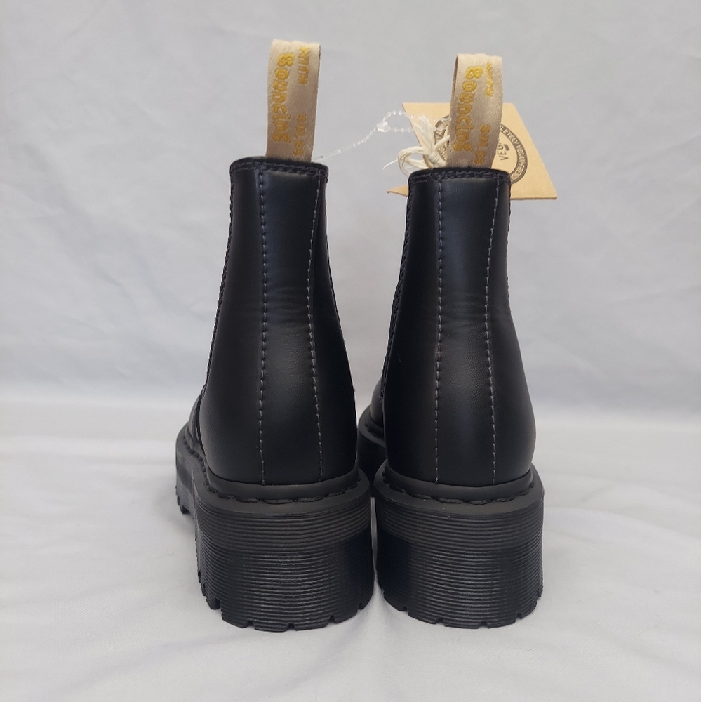 New Dr. Martens Size 6 Women's Vegan Leather Black Platform Chelsea Boots - Picture 8 of 10